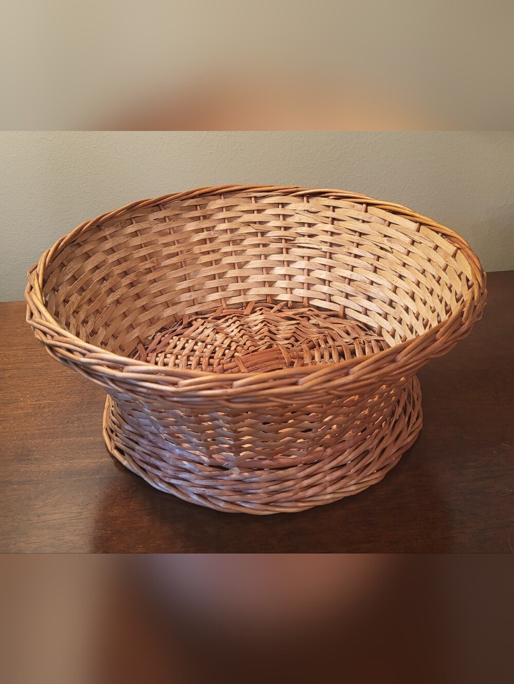 Vtg Wicker Pedestal Basket Fruit Bowl Plant Display Large 12" Dia Rustic Country